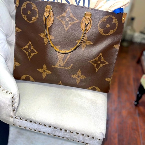 Louis Vuitton On the Go GM - Picture 2 of 11